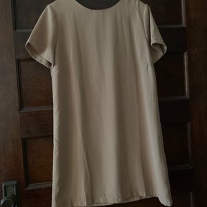 NWOT Tan Lulu's shift dress